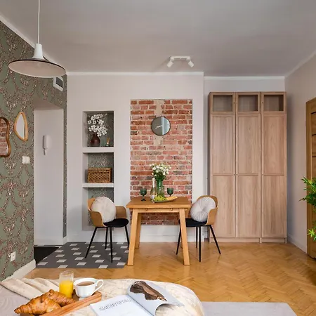 Enchanting Loft 11 By The Old Town And The Subway, In The Center Of *